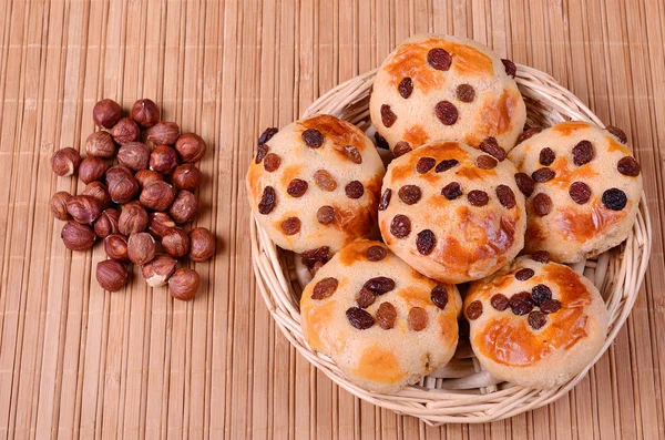 Tasty cookies with raisins and hazelnuts — Stock Photo, Image