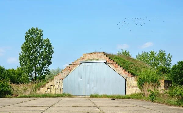 Hangar on abandoned airport — Stock Photo, Image