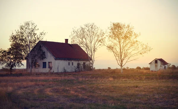 Vintage photo of abandoned house — Stock Photo, Image