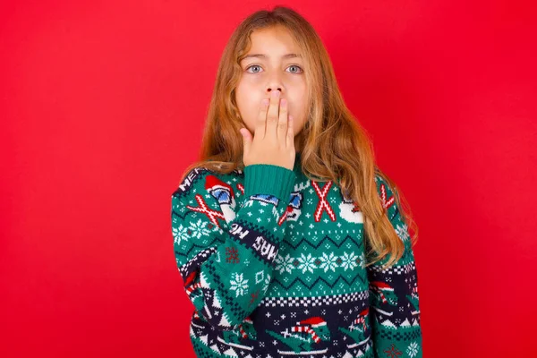 Think Said Close Portrait Brunette Kid Girl Knitted Sweater Christmas — Stock Photo, Image