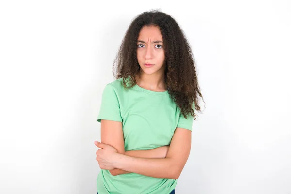 Gloomy Dissatisfied Teenager Girl Afro Hairstyle Wearing White Shirt Green — Foto de Stock