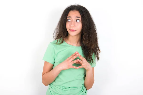 Teenager Girl Afro Hairstyle Wearing White Shirt Green Background Steepled — 스톡 사진