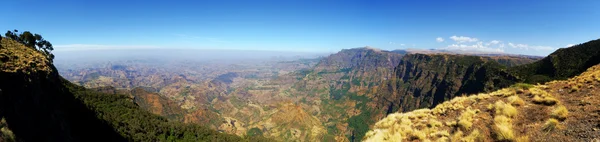 Panoramiczny widok z gór simien — Zdjęcie stockowe