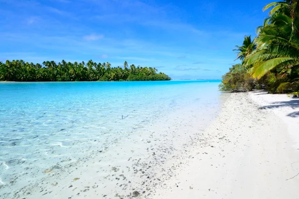 Aitutaki 석호, 한 발 섬 — 스톡 사진