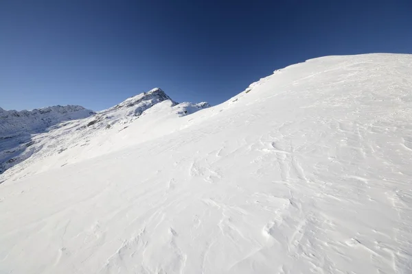 Paesaggio invernale alpino — Foto Stock