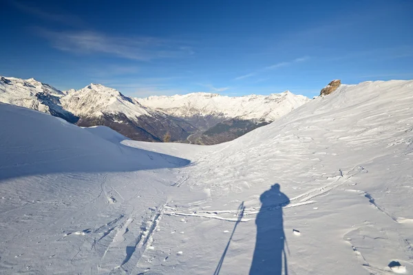 Candid skipiste tour — Stockfoto