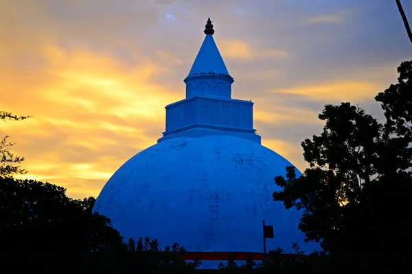 Yatala Wehera al tramonto — Foto Stock