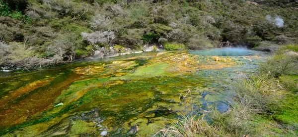 Geo-thermische springs — Stockfoto