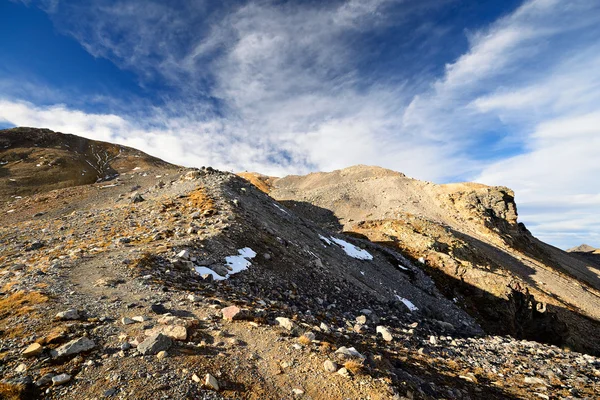 Footpath to the summit — Stock Photo, Image