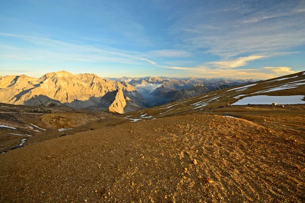 Paysage lunaire au coucher du soleil — Photo