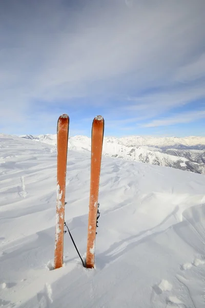 Ausrüstung für Skitouren — Stockfoto