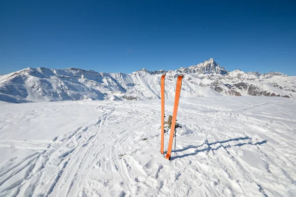 Ausrüstung für Skitouren — Stockfoto