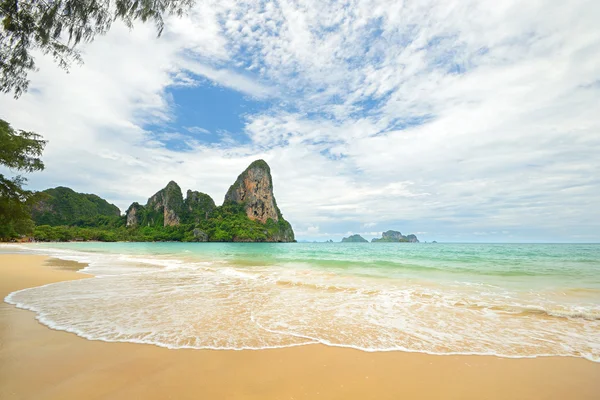 Marée haute à Railey Bay — Photo