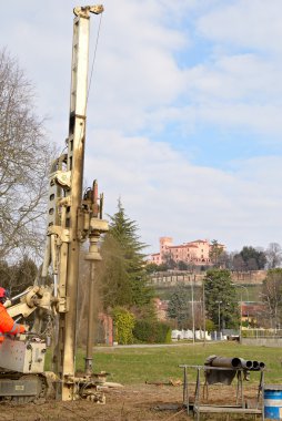 Toprak testi için sondaj