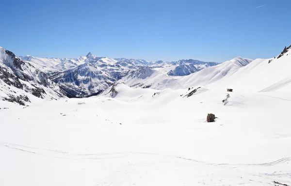 Comprensorio sciistico di alta montagna — Foto Stock