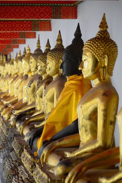 Arany Buddha szobrok — Stock Fotó
