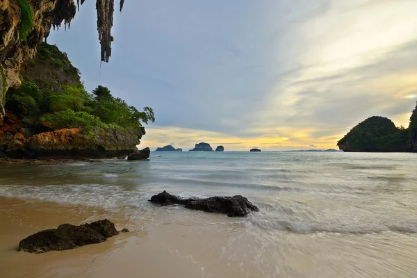 A paisagem marinha ao pôr-do-sol — Fotografia de Stock