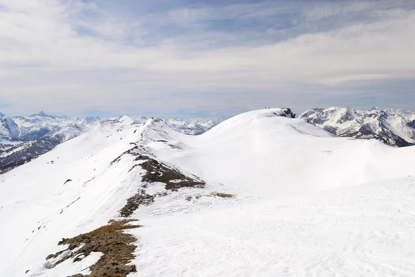 Величественная альпийская дуга — стоковое фото