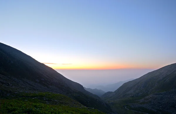 Hora do amanhecer nos Alpes — Fotografia de Stock