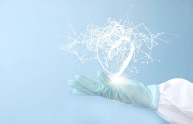 Stetoskop ve teknoloji konsepti olan doktor, etkileşimli fikir, kalp