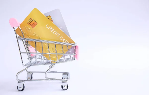 Carrito Compras Con Tarjetas Crédito Sobre Fondo Blanco —  Fotos de Stock