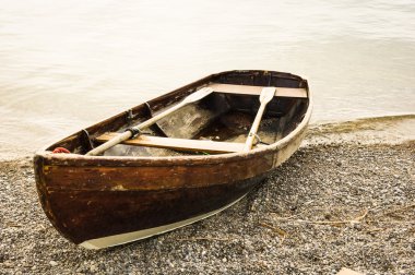 Old row boat clipart