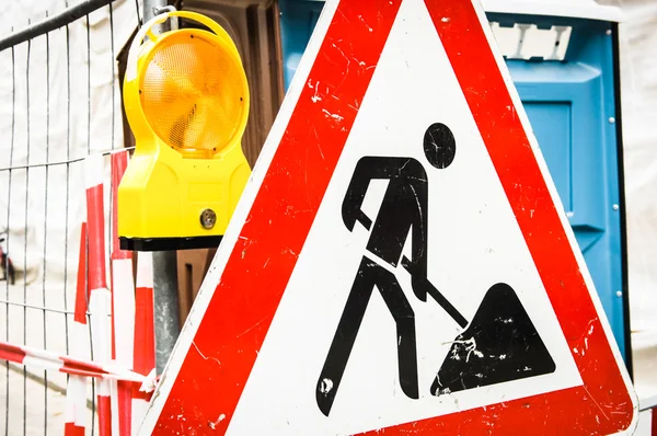 Homens no trabalho sinal — Fotografia de Stock