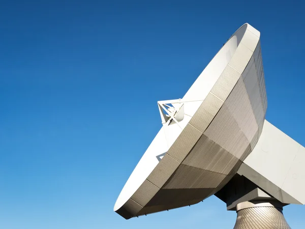 Antena satélite — Fotografia de Stock