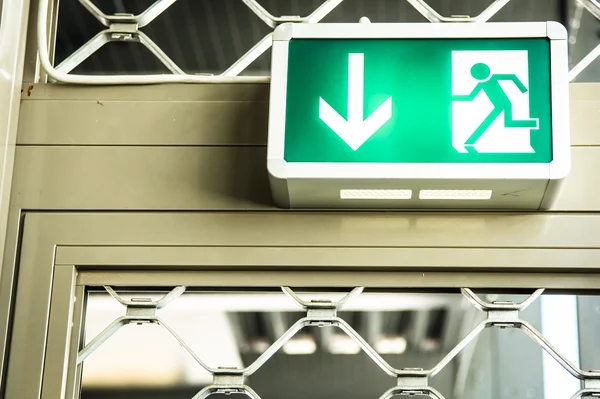 Emergency exit sign — Stock Photo, Image