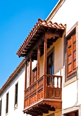 ahşap balkon