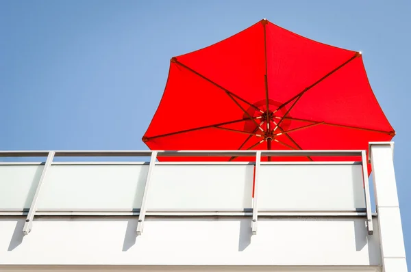 Red sunshade — Stock Photo, Image