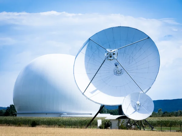 Satelite dish — Stock Photo, Image