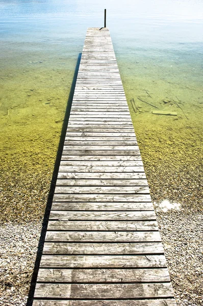 Alter Holzsteg — Stockfoto