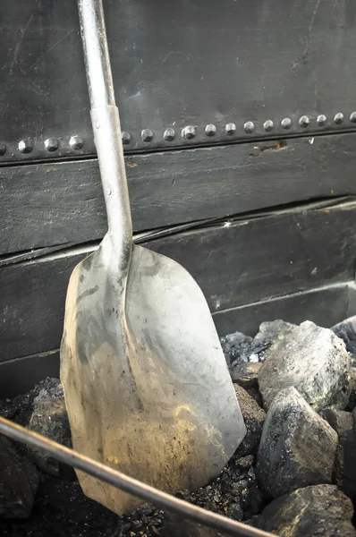 Old shovel — Stock Photo, Image