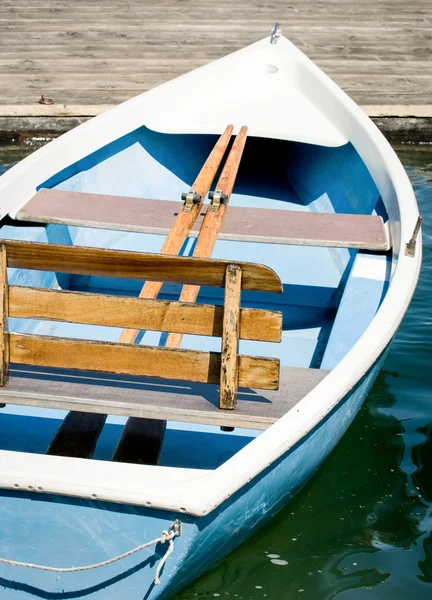 Altes Ruderboot — Stockfoto