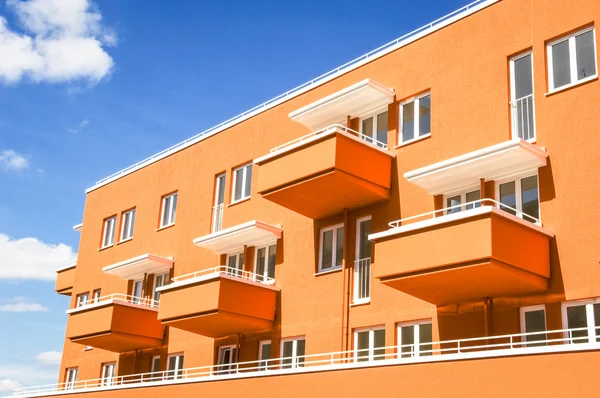 Moderne plattenbau — Stockfoto