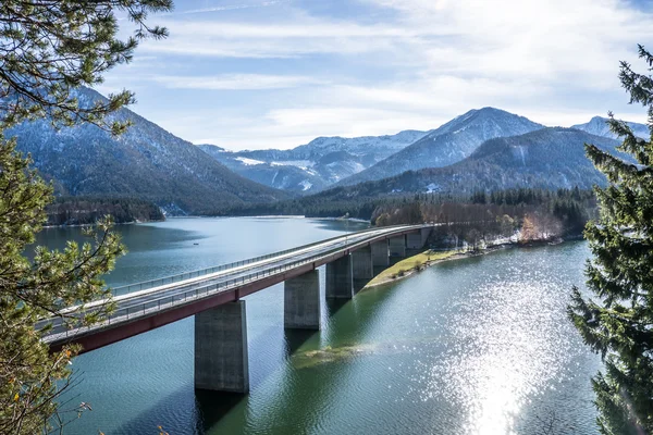 Lago de sylvenstein Imagens De Bancos De Imagens Sem Royalties