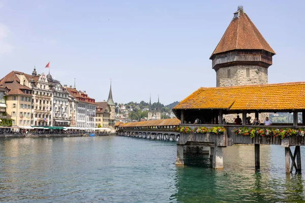 Lucerne Schweiz Juni 2022 Blick Auf Die Hölzerne Kapellbrücke Der — Stockfoto