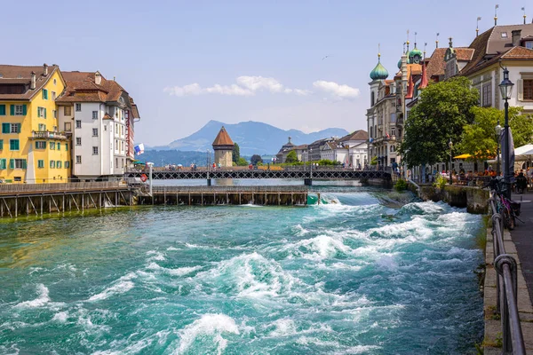 Lucerne Schweiz Juni 2022 Das Rauschende Wasser Der Reuss Zentrum — Stockfoto
