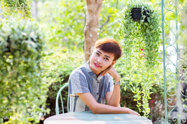 Beautiful Young Customer Selecting Fresh Flowers Parisian Flower Shop Market — Stock Photo, Image