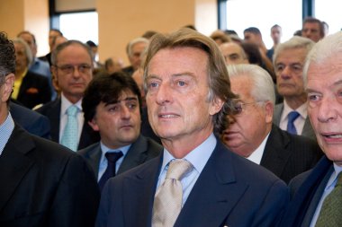 Montezemolo derece honoris causa sergio marchionne için conferment sırasında