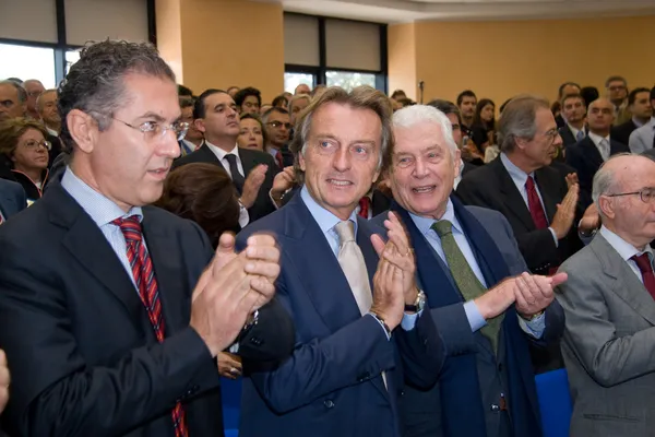 Montezemolo durante a atribuição do grau de Honoris Causa a Sergio Marchionne — Fotografia de Stock