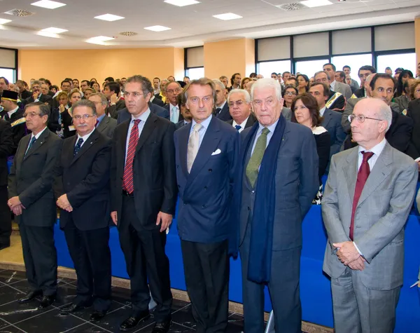 Montezemolo durante la concesión del título a Honoris Causa a Sergio Marchionne —  Fotos de Stock