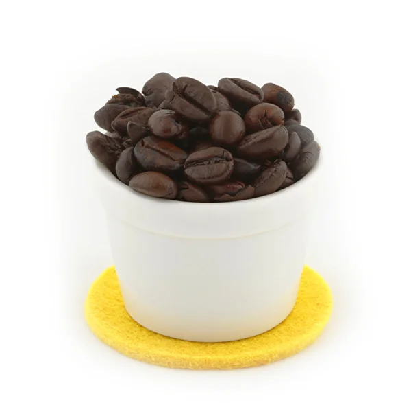 Filiżanka ziaren kawy — Zdjęcie stockowe