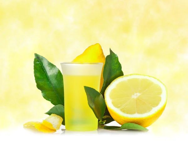 Limoncello — Stockfoto