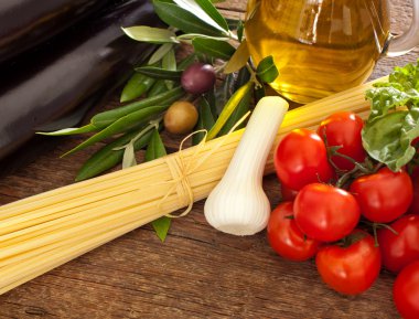 malzemeyi bir makarna alla norma