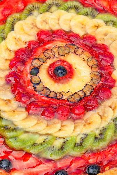 新鮮なフルーツのケーキ — ストック写真