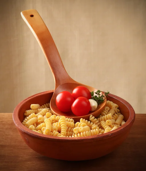Italiensk pasta Fusilli – stockfoto