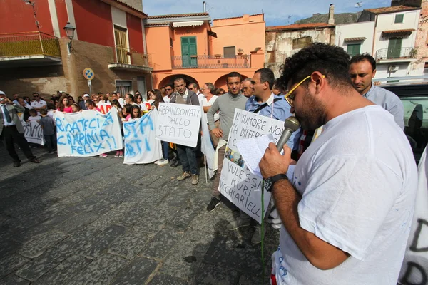 "Marcia per la vita "en Mondragone, Italia. Protesta del pueblo —  Fotos de Stock