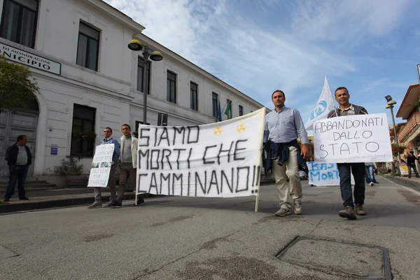 "Marcia per la vita "i Mondragone, Italien. Protest av folket — Stockfoto